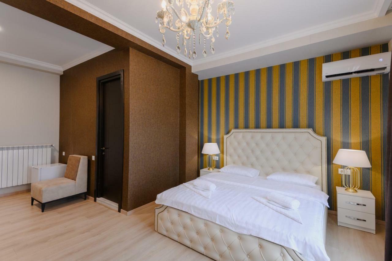Golden Globe Boutique Hotel Tbilisi Exterior photo