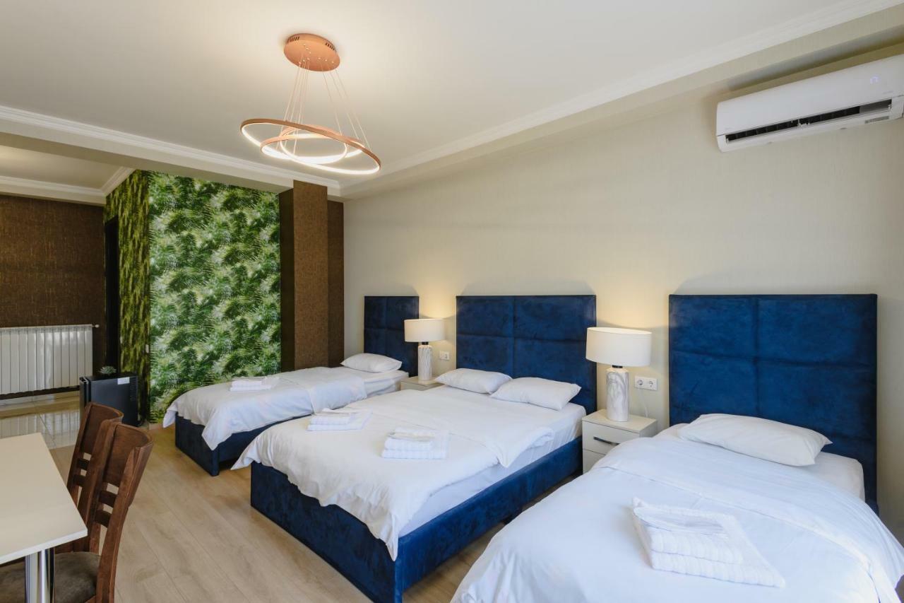 Golden Globe Boutique Hotel Tbilisi Exterior photo