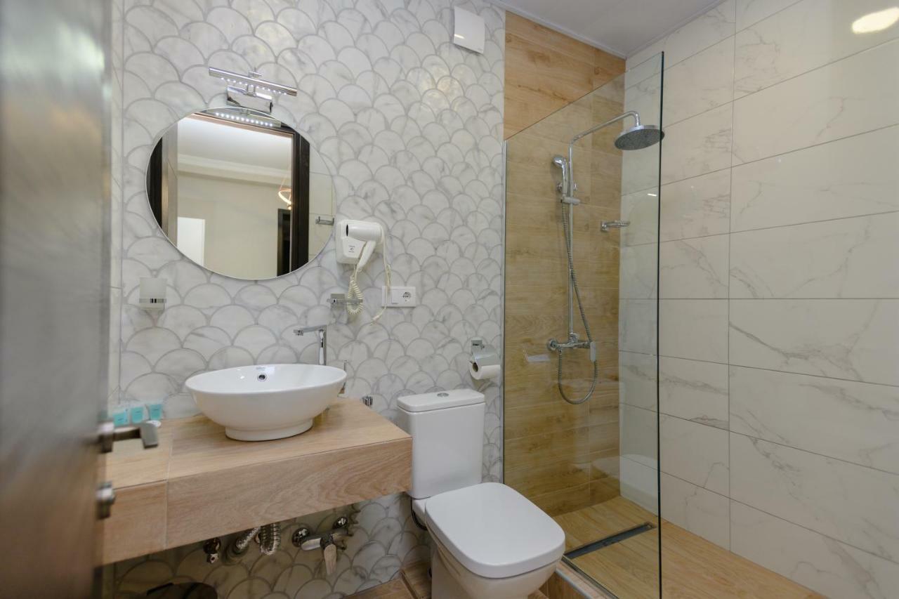 Golden Globe Boutique Hotel Tbilisi Exterior photo