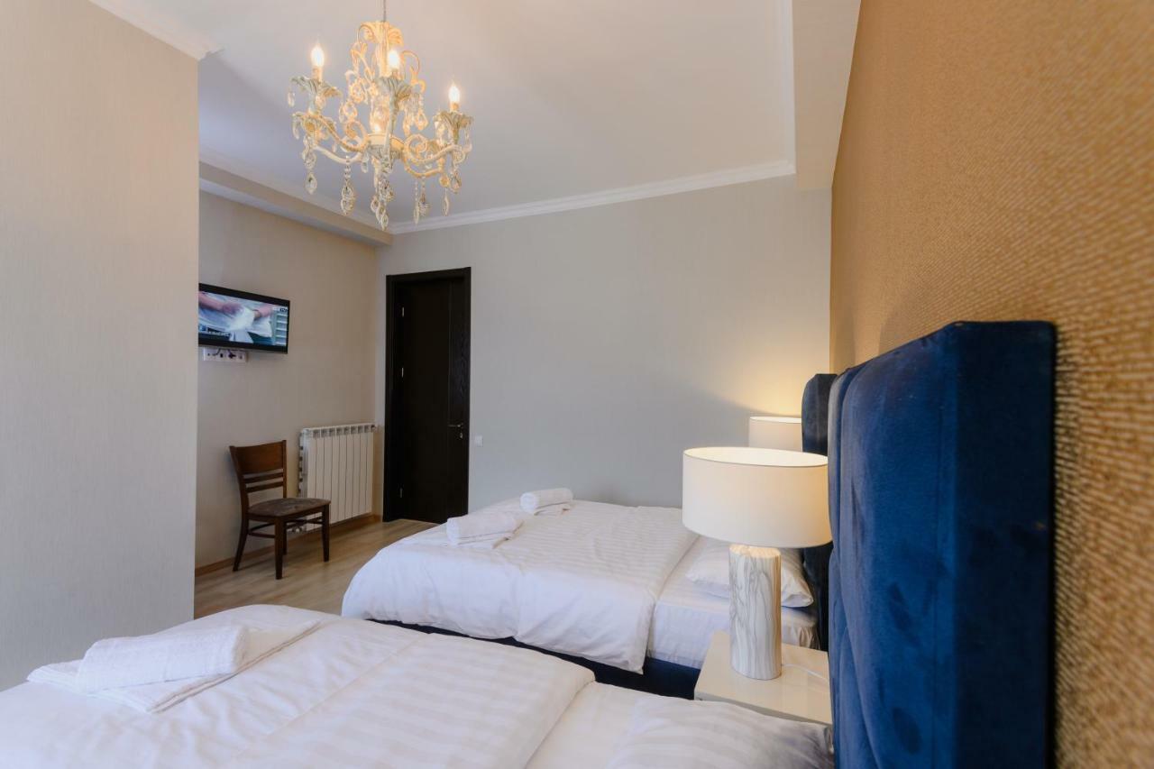 Golden Globe Boutique Hotel Tbilisi Exterior photo